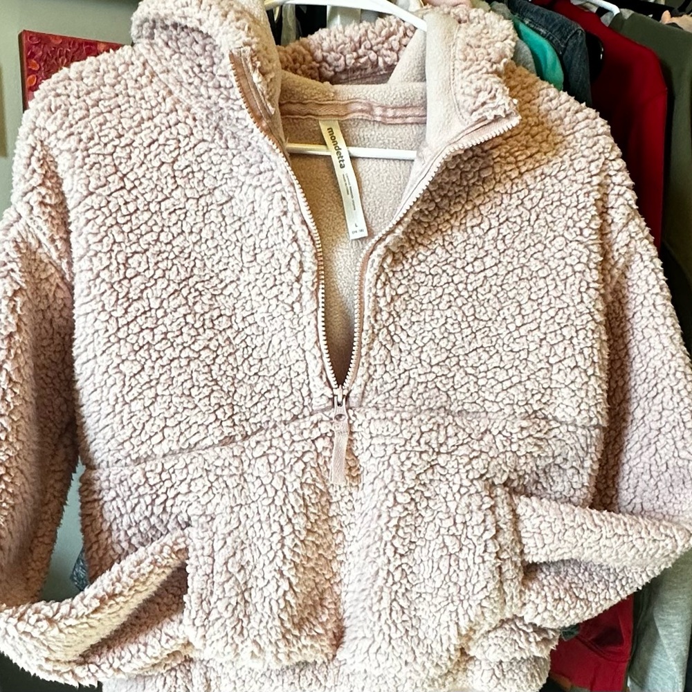 Mondetta Plush Sherpa Zip Hoodie in Pink color.